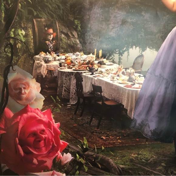 Alice in wonderland triptych posters (2) Disney 22 x 34 2010 EUC Trends Int. - Picture 13 of 13